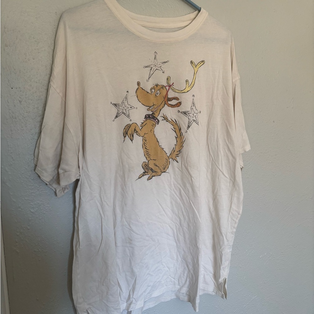 Size M Aerie Sleep Happens Reindeer Tee